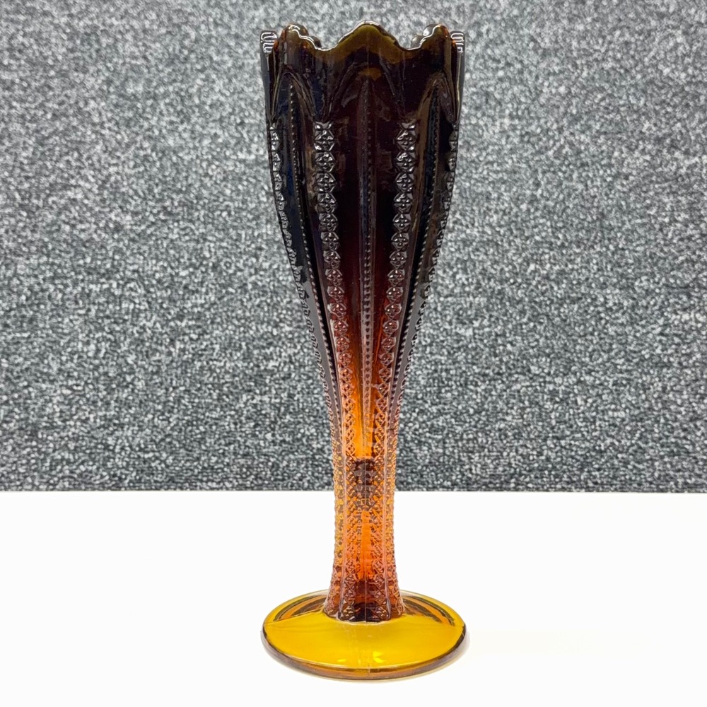 Tiara Exclusive Amber Glass Bud Vase Lasting Grace Pattern 10058 Vintage 9.5in